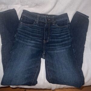 American Eagle Size 2 skinny jeans